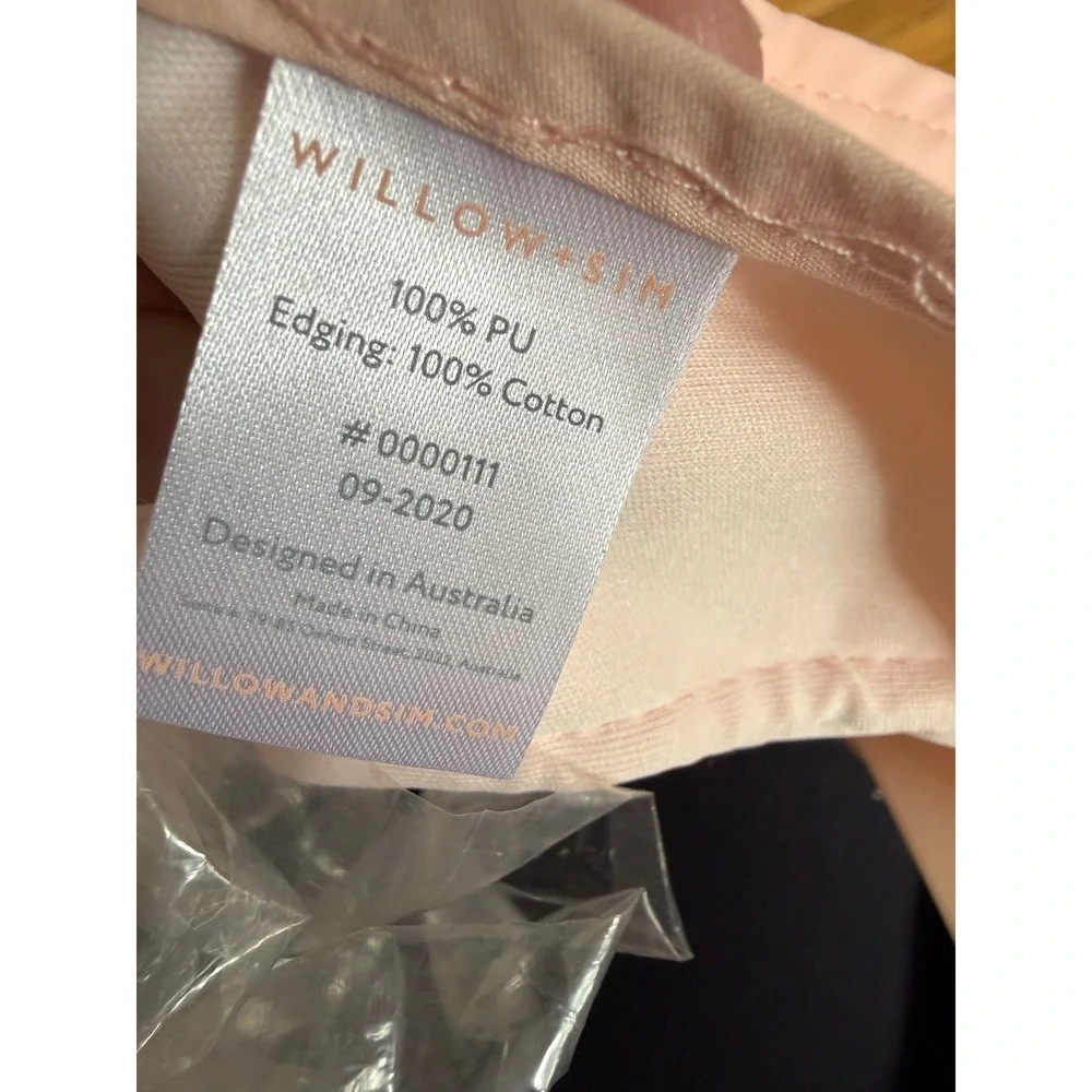 NEW Willow + Sim pale pink scallop shell ruffle bib